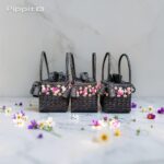 Tas Hitam Bunga Puspa